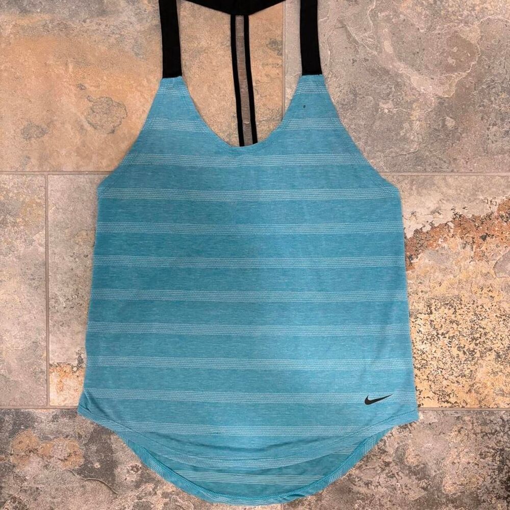 Nike Women's Blue Vest